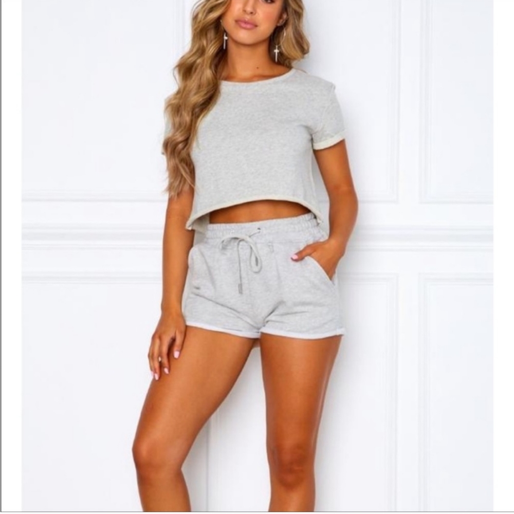 White Fox Boutique set size Medium